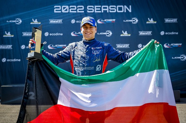 السائق الكويتي هيثم قرجولي يحقق فوزاً مزدوجاً في إيمولا في الجولة الثانية من سلسلة سباقات ليجيه الأوروبية